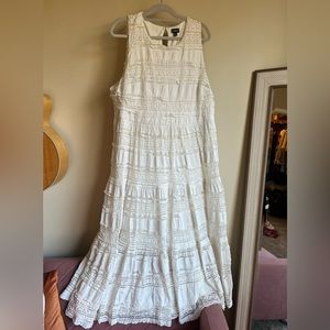 Gorgeous cream lace maxi dress!